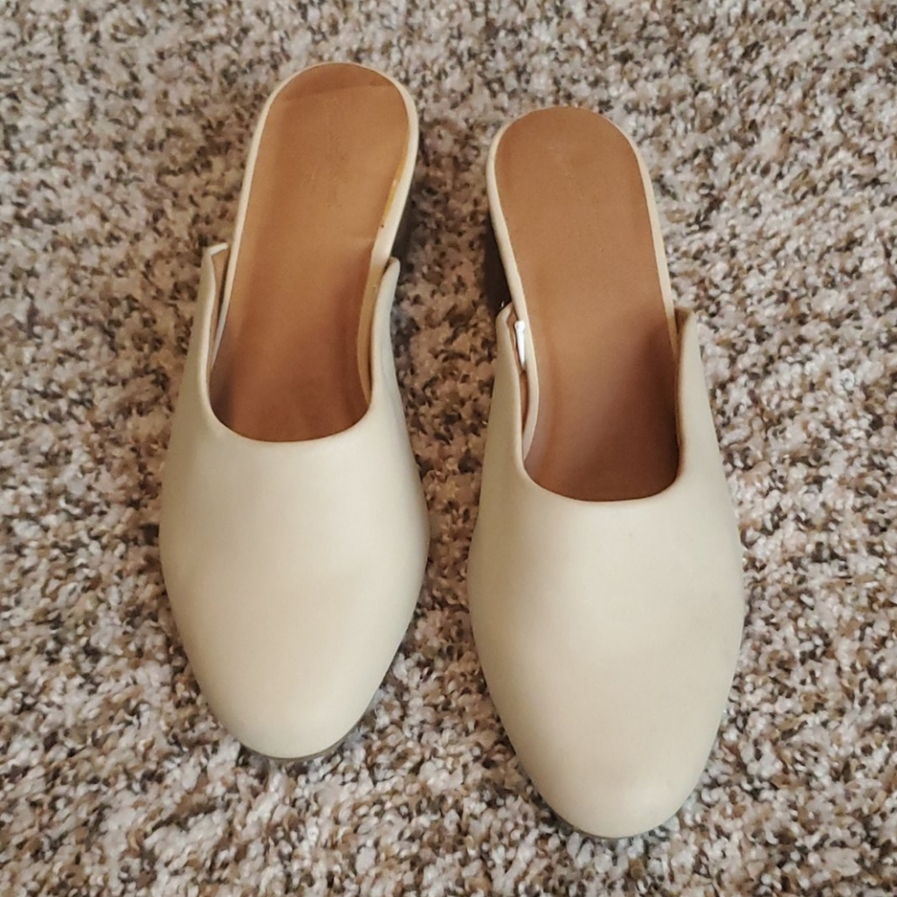 Cream slip on pumps size 6.5